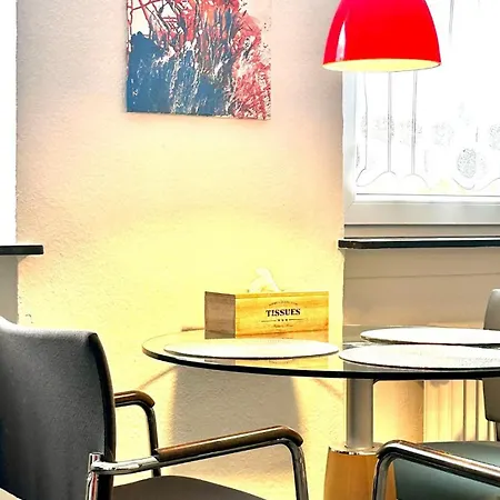 Charmante City-wohnung Mit Parkplatz Im Suedviertel