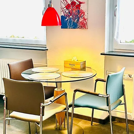 Charmante City-wohnung Mit Parkplatz Im Suedviertel Apartment Marburg